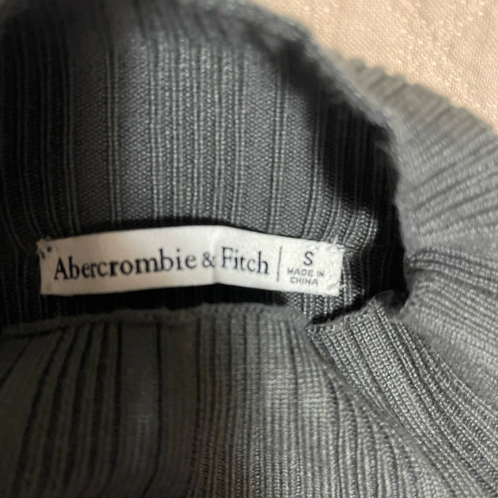 Abercrombie & Fitch olive Ribbed Long Sleeve Top - Picture 3 of 4